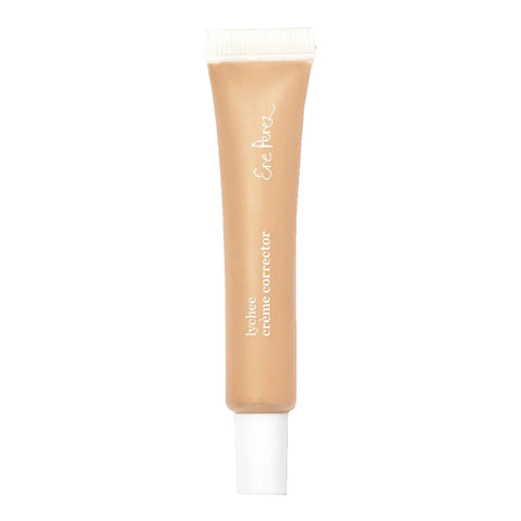 Tube of liquid skin corrector makeup in the shade Cuatro.