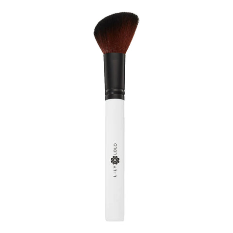 Vegan blush brush with angled bristles ideal for blush application,